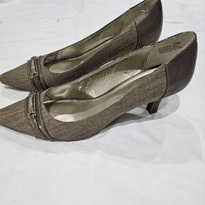 Anne Klein Pumps